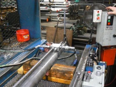 hydraulic safety valve cylinders