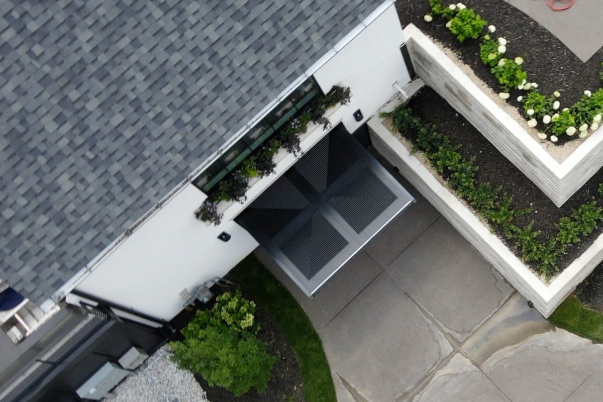 Minneapolis Artisan + Luxury home Tour Hydraulic Doors Image