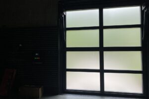 hydraulic glass bi-fold door